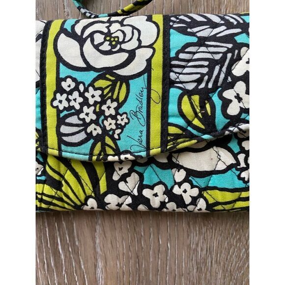 Vera Bradley Floral Wallet Crosbody - Picture 6 of 8
